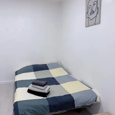 Cozy Near Eiffel Tower In Fondary アパート